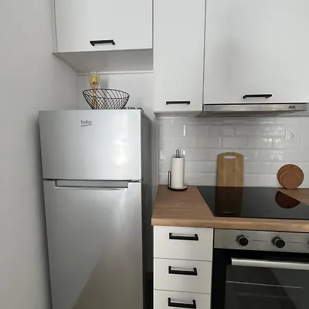 σύγχρονο στούντιο *